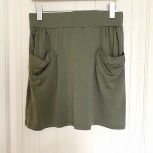 Ibex Merino Wool Market Skirt in Sequoia Green Size M